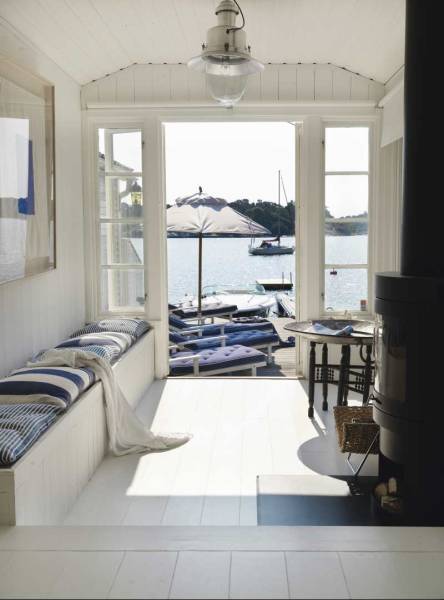 beach2.jpg beach2.jpg